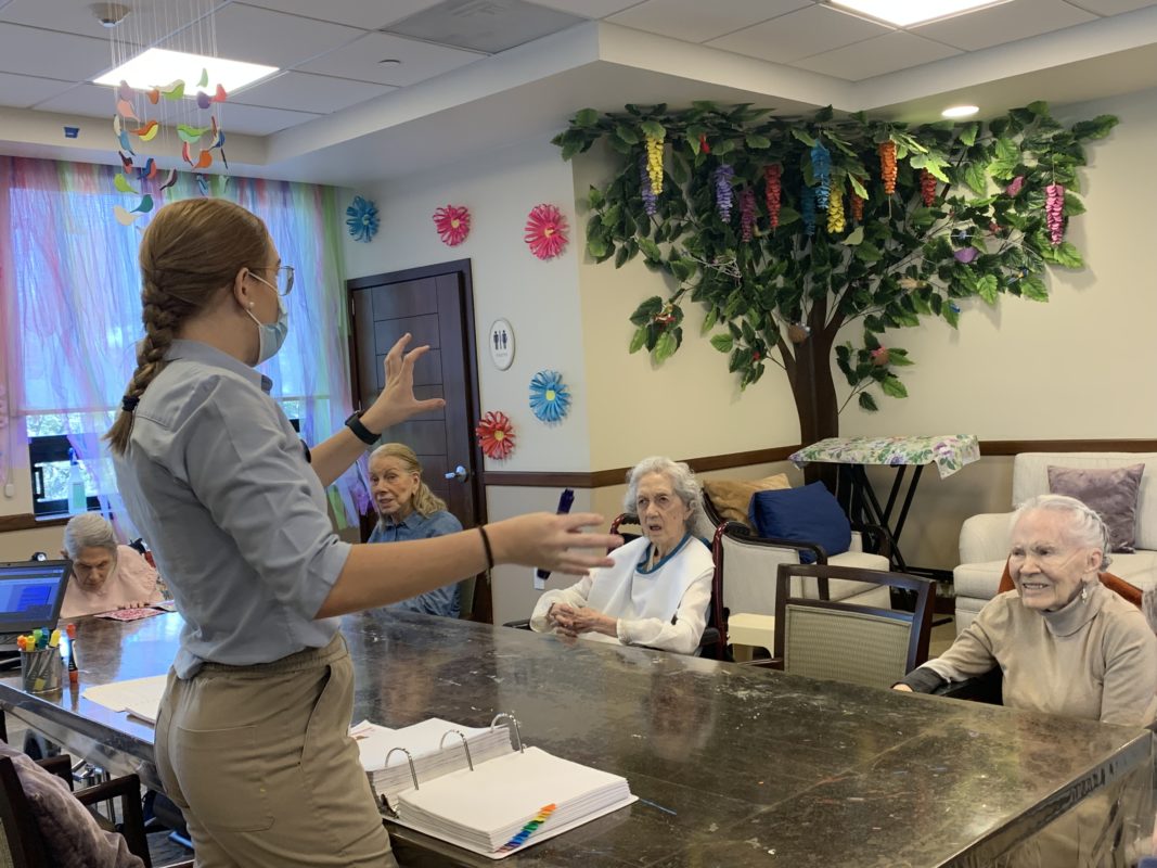 Efectos negativos para el cuidado de un adulto mayor con Alzheimer