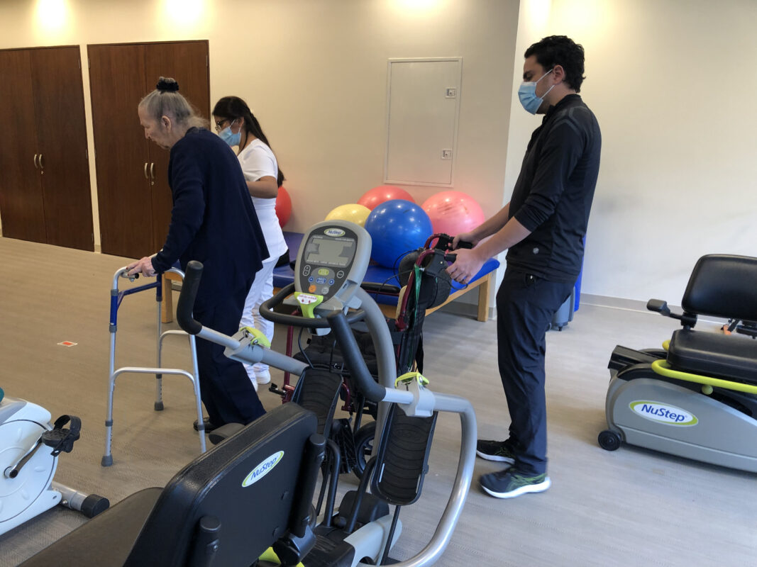 Cuidado del Alzheimer en etapas iniciales